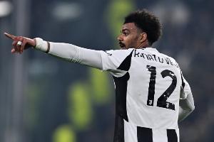 PP电子娱乐官网-斯基拉：尤文图斯已与切尔西展开谈判，尝试留下维加