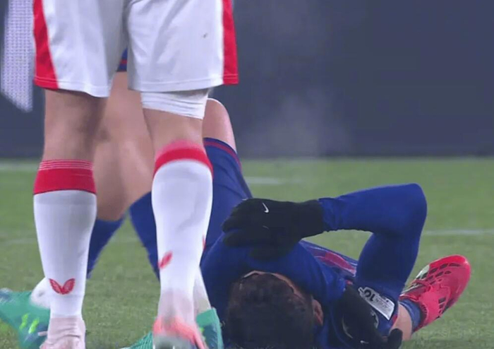 佩德里或肌肉撕裂将缺阵三到四周|加泰|巴塞罗那|佩德罗·冈萨雷斯·洛佩斯|肌肉撕裂伤情|那利_新浪体育_新浪新闻