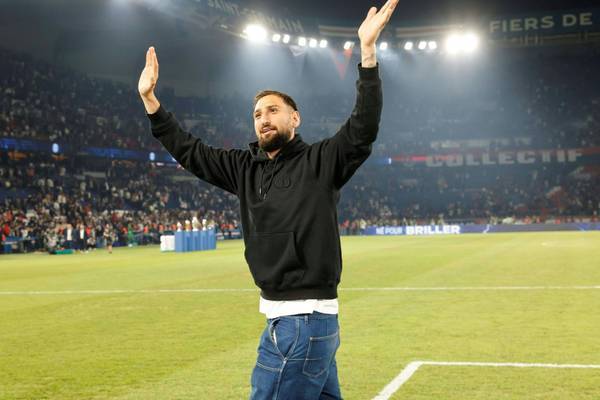 意媒：多纳鲁马将成薪资最高的门将，5年固定总薪资7800万欧